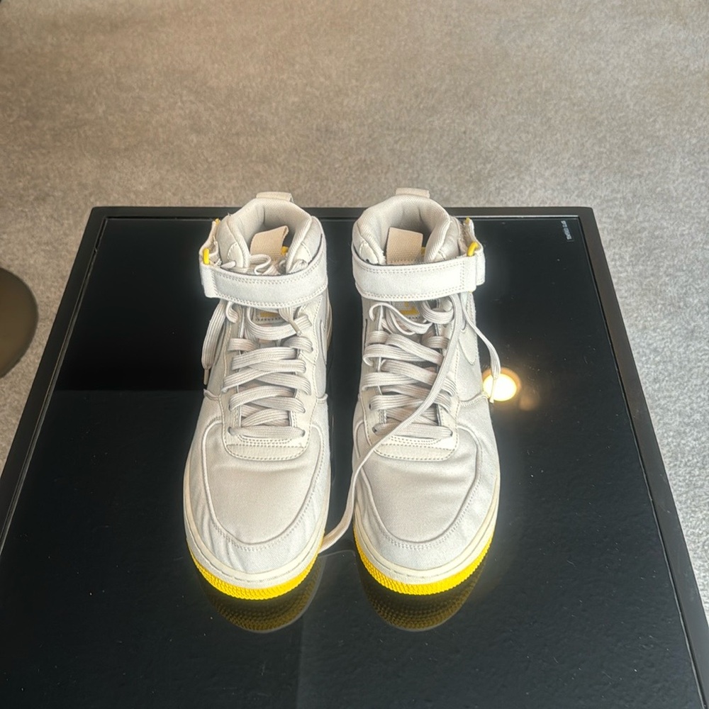 Nike Air Force One size 9